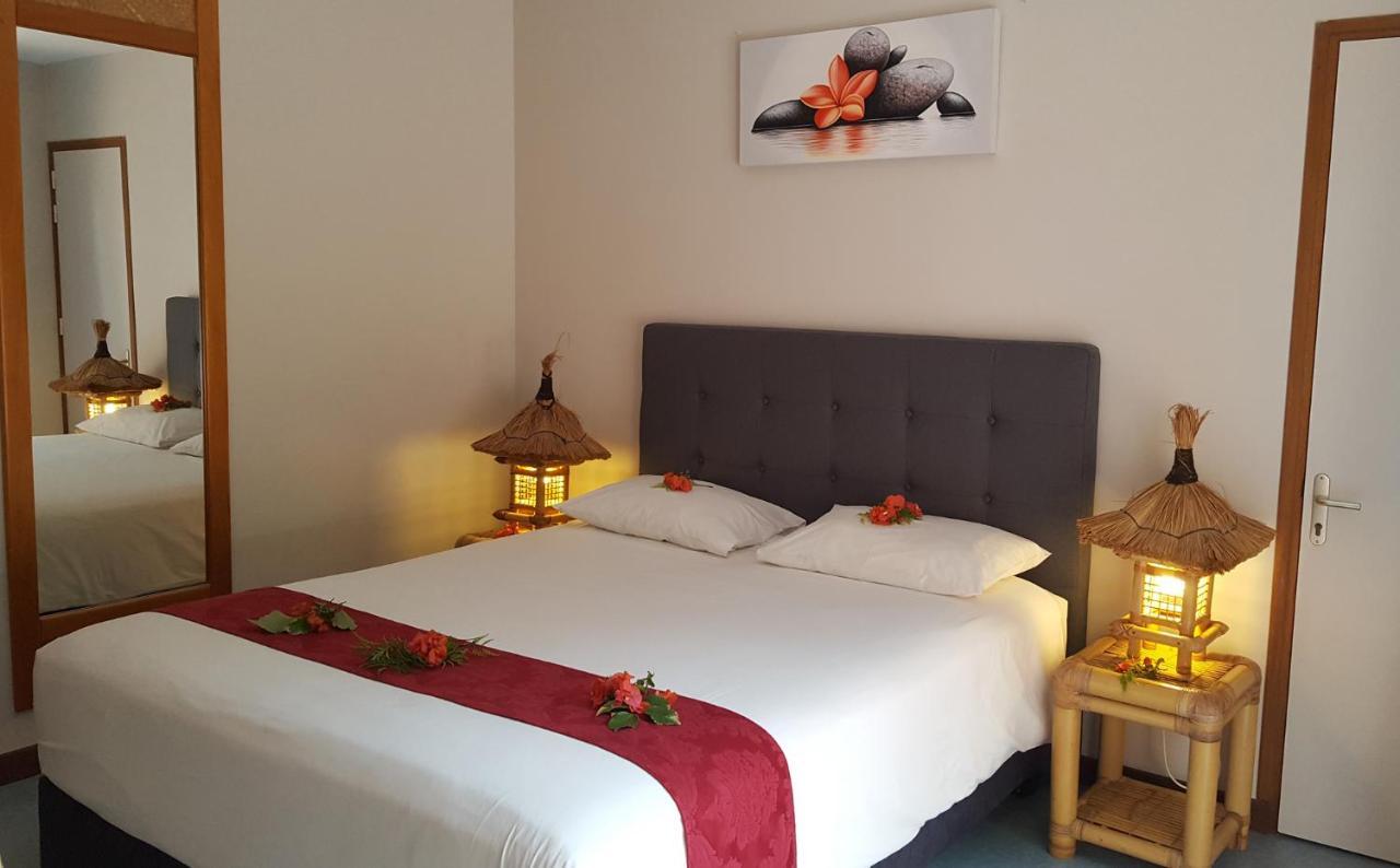 Hotel Hibiscus Papetoai Luaran gambar