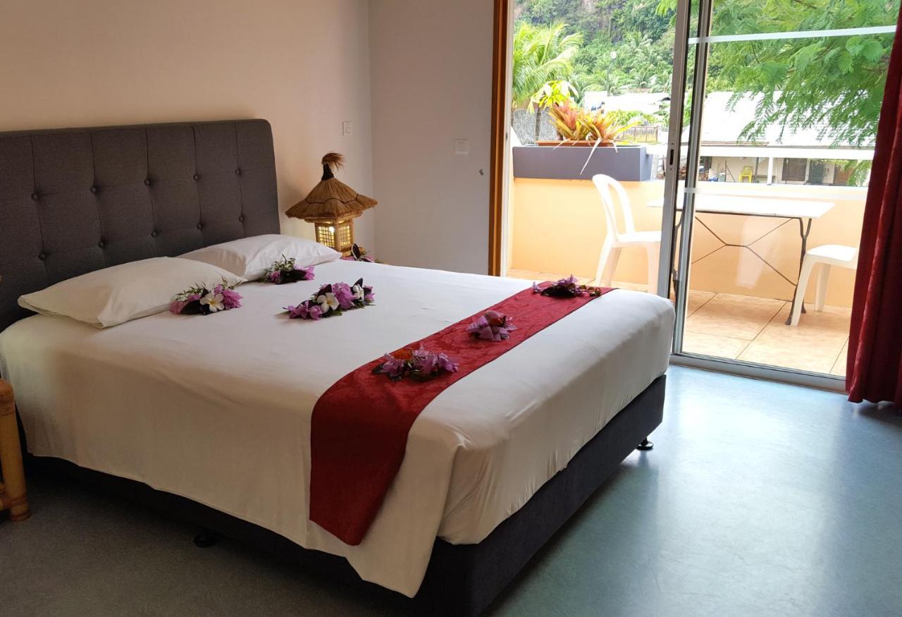 Hotel Hibiscus Papetoai Luaran gambar