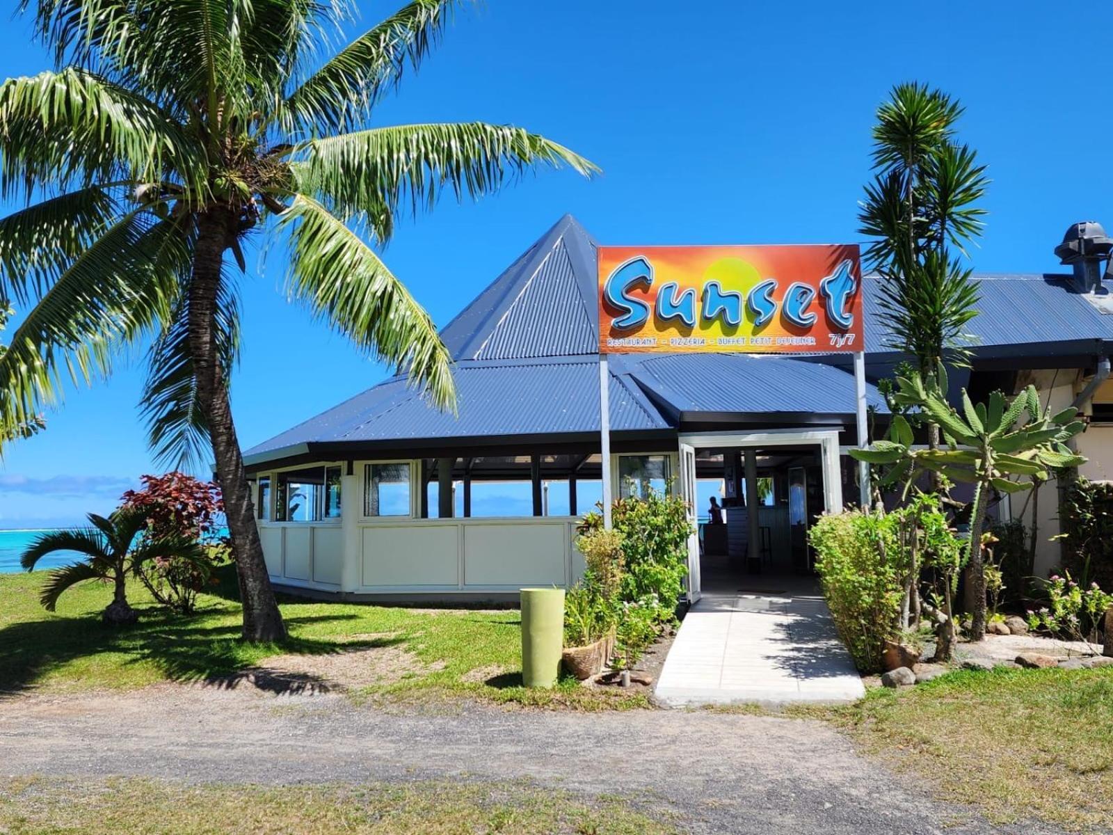 Hotel Hibiscus Papetoai Luaran gambar