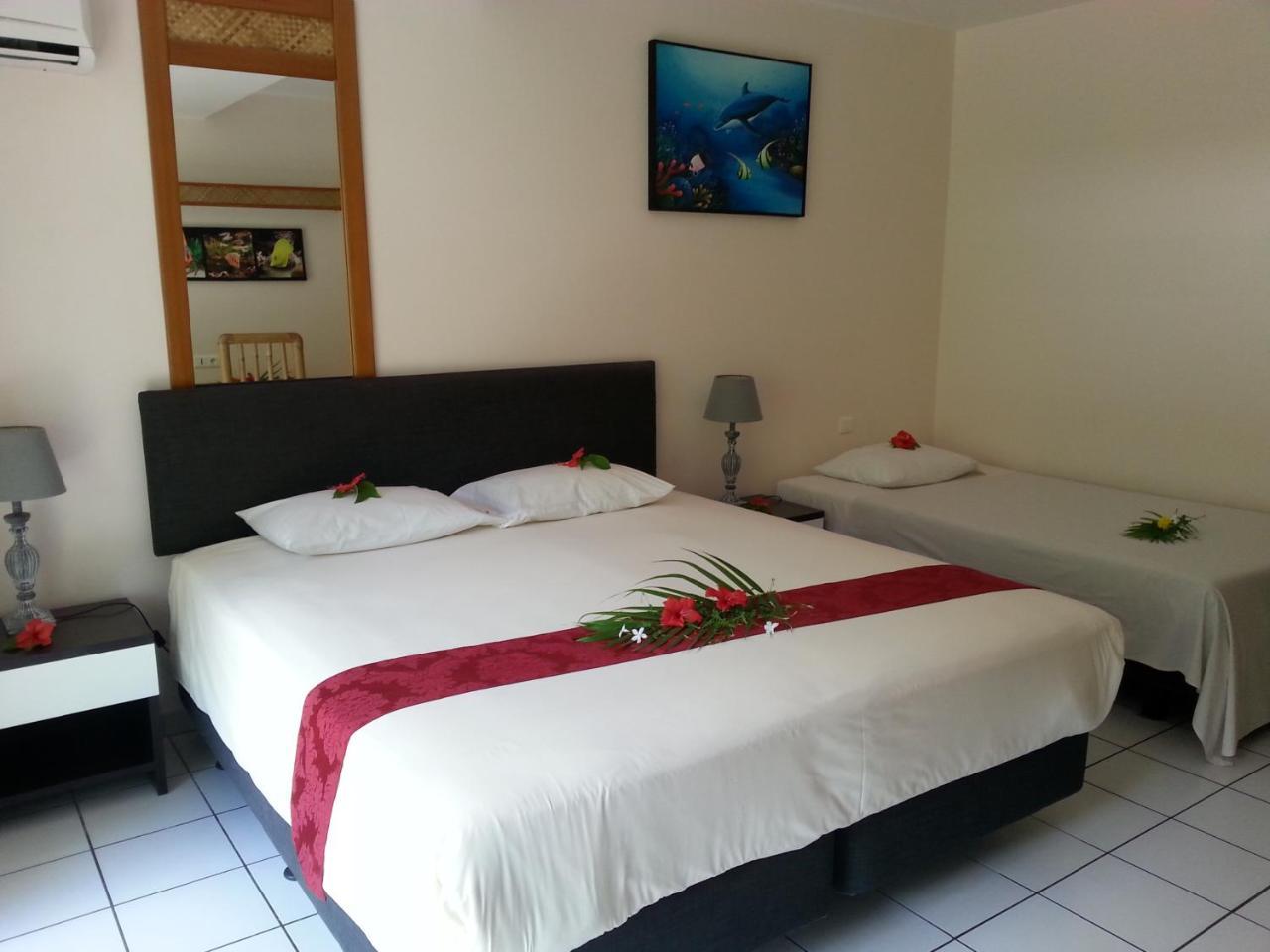 Hotel Hibiscus Papetoai Luaran gambar