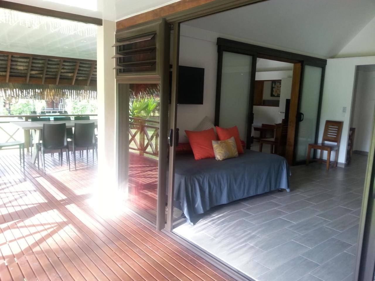 Hotel Hibiscus Papetoai Luaran gambar